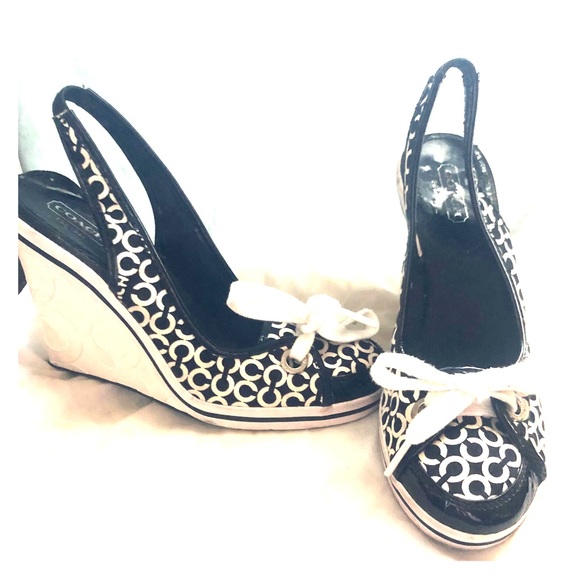 Brand new coach wedges size 5-1/2 or 6 - Picture 1 of 5